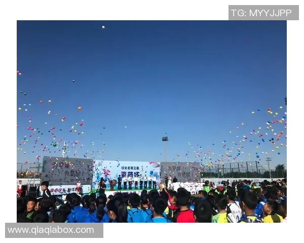 足球明星归乡之旅揭示家乡情怀与梦想追寻的故事